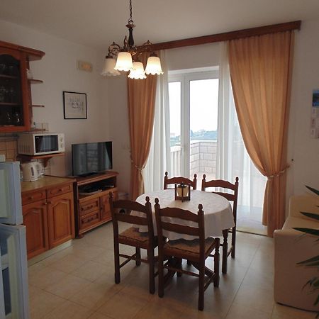 Villa Apartments Mate Cebalo Lumbarda Zewnętrze zdjęcie