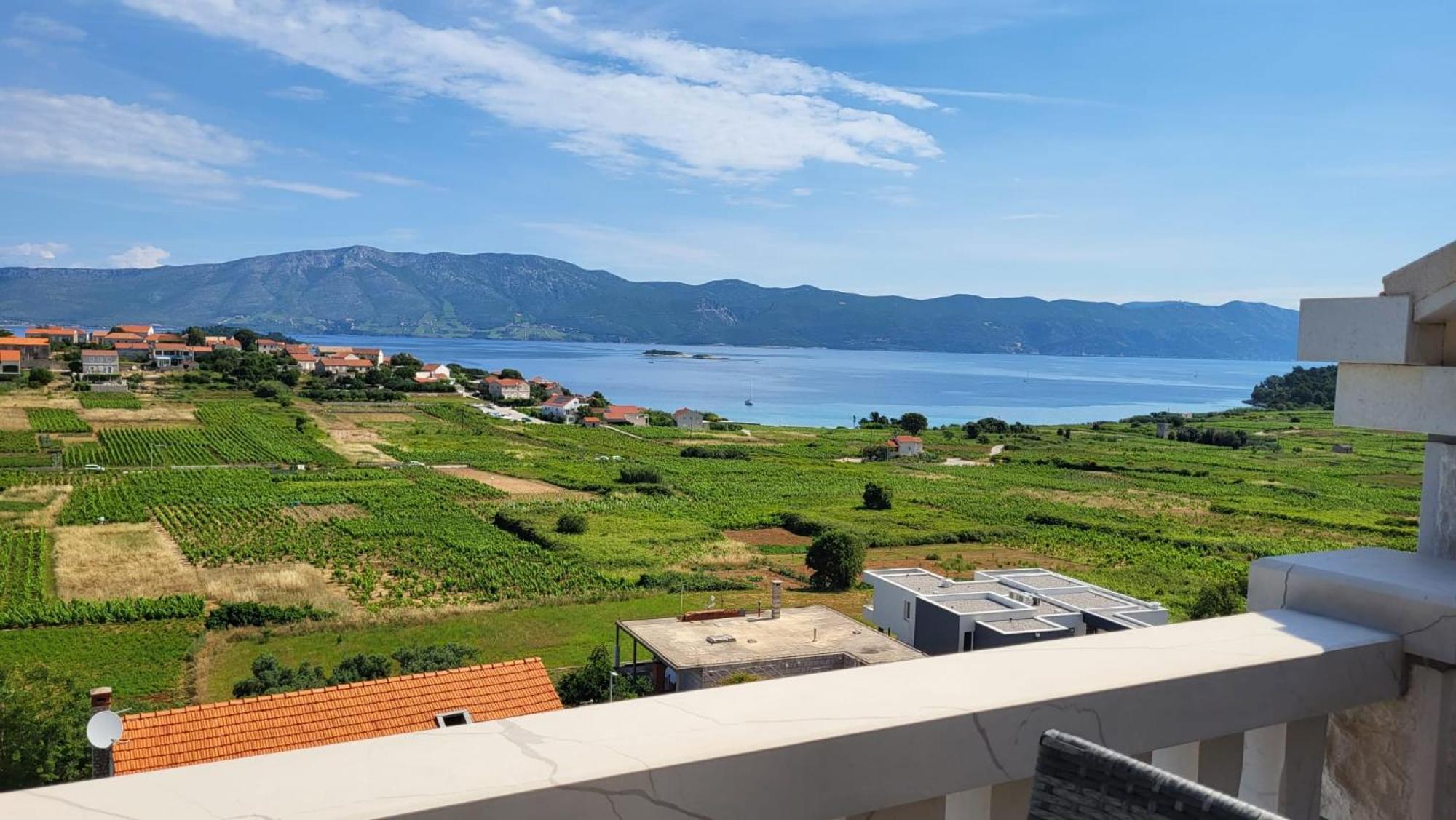 Villa Apartments Mate Cebalo Lumbarda Zewnętrze zdjęcie