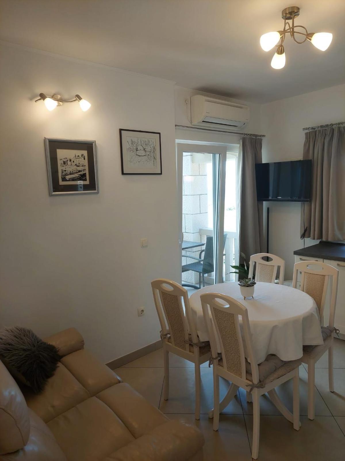 Villa Apartments Mate Cebalo Lumbarda Zewnętrze zdjęcie